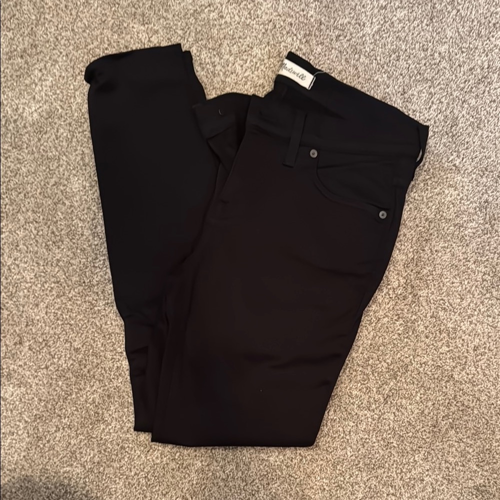 Black Skinny Jeans